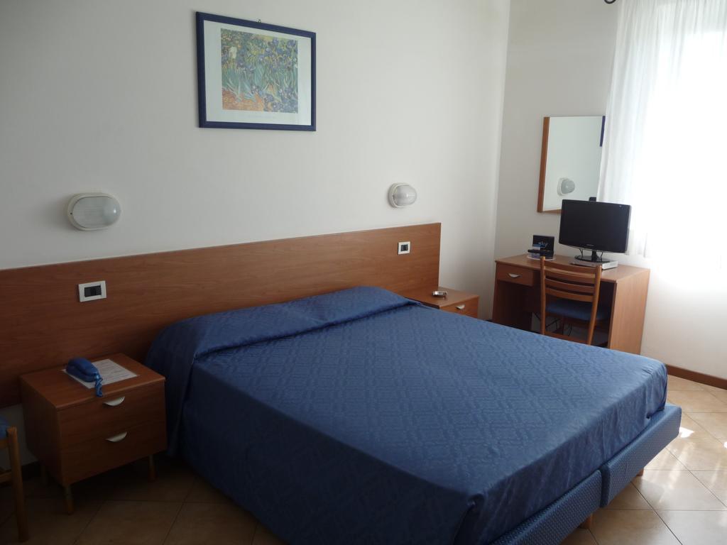 Hotel La Toscana Arezzo Esterno foto