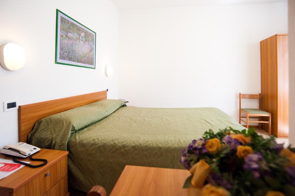 Hotel La Toscana Arezzo Esterno foto