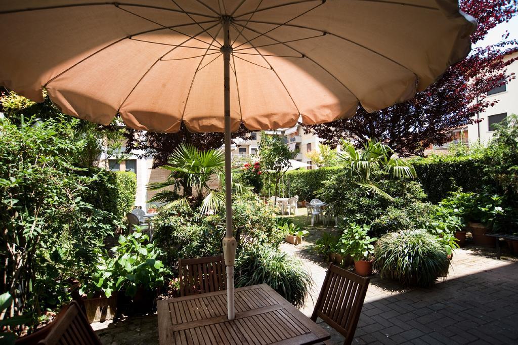Hotel La Toscana Arezzo Esterno foto